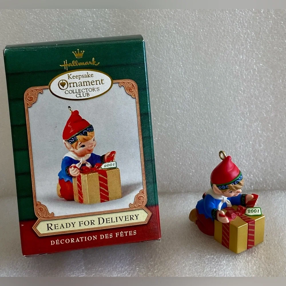 Vintage Christmas 2001 Hallmark Keepsake Ornament 